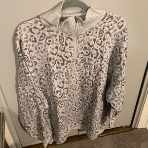 Aerie sweatshirt woman’s 2X. Zipper collar